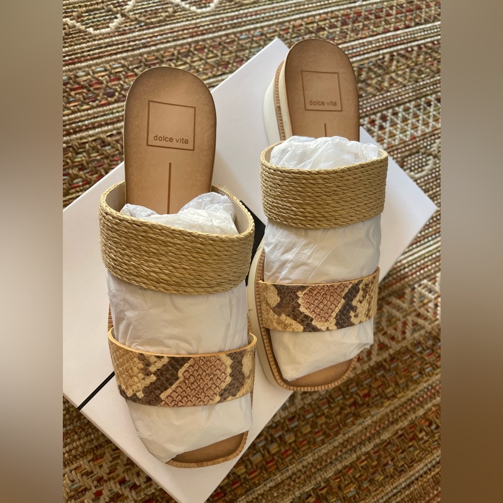 Dolce Vita sandals size 8